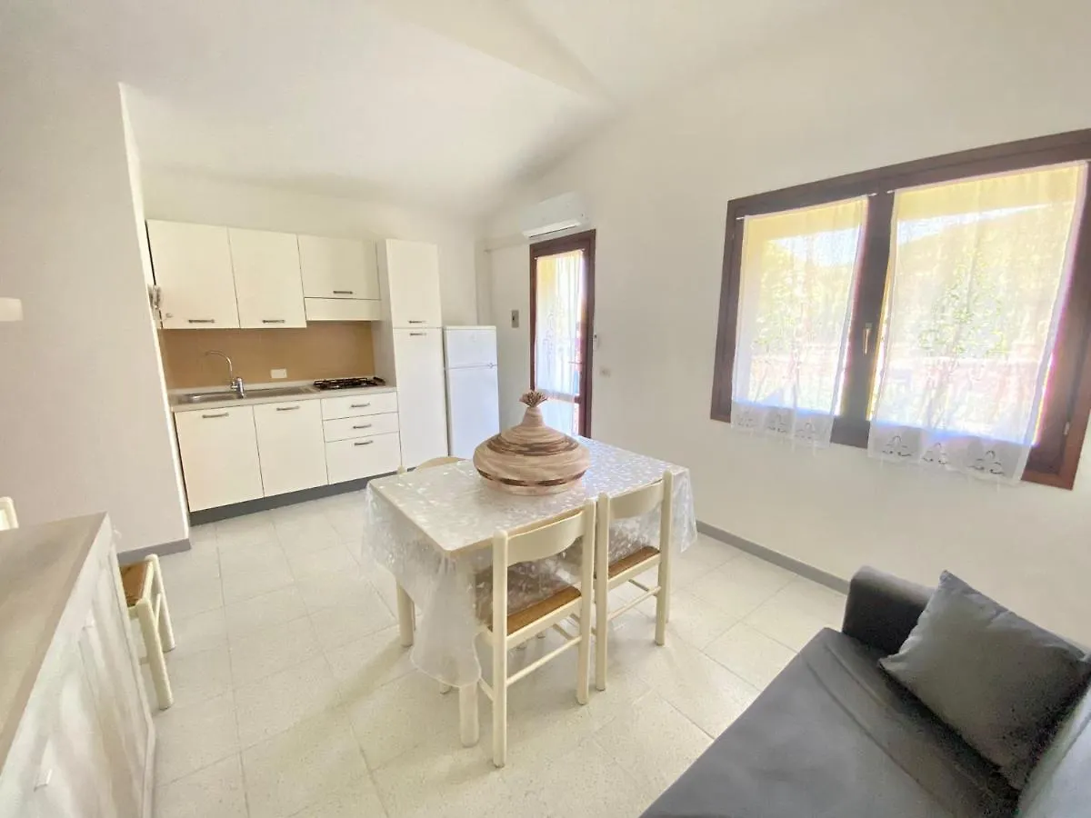 Appartamento Villino L'isuledda San Teodoro  0*, San Teodoro (Sardinia) Italia